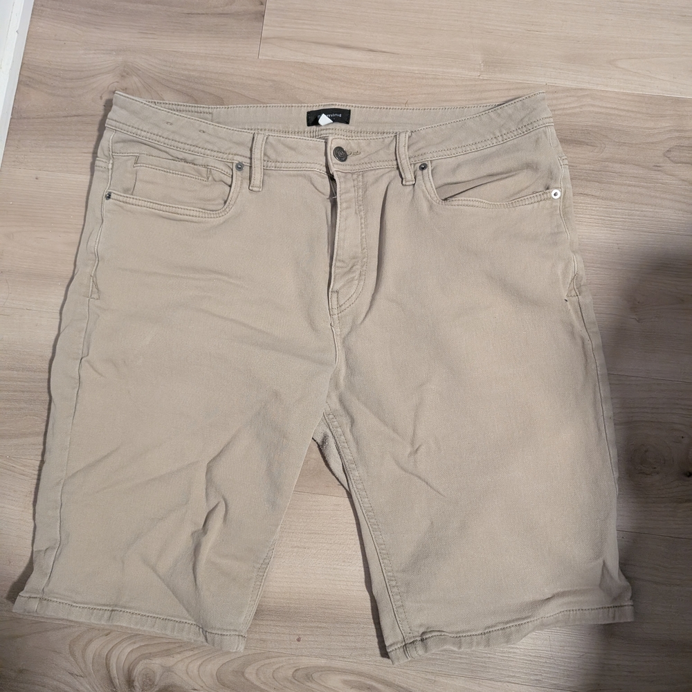 Blumind Men's Tan Shorts